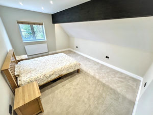 Photo 40- click for photo gallery